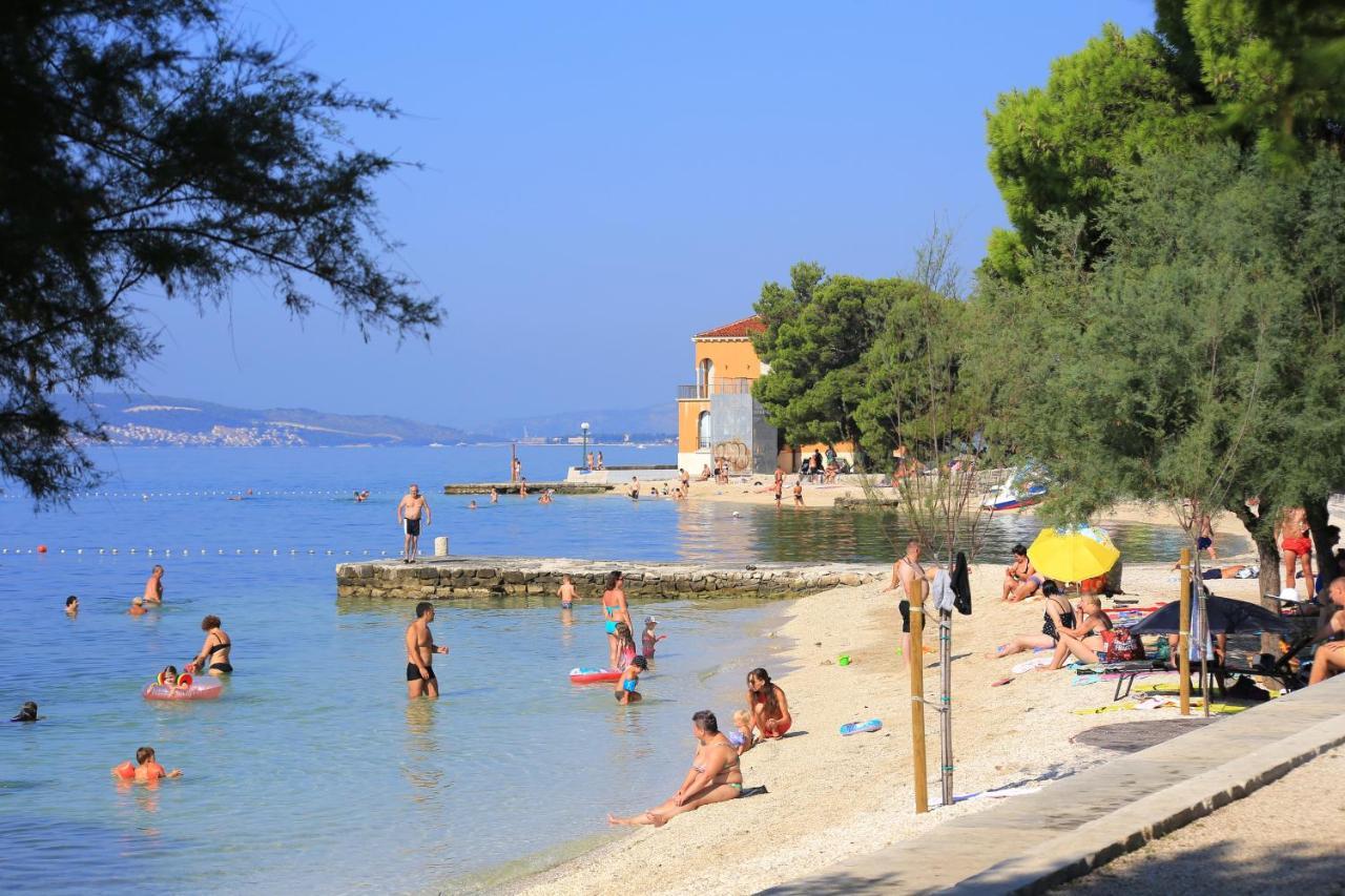 Apartments By The Sea Kastel Kambelovac, Kastela - 13349 Eksteriør billede