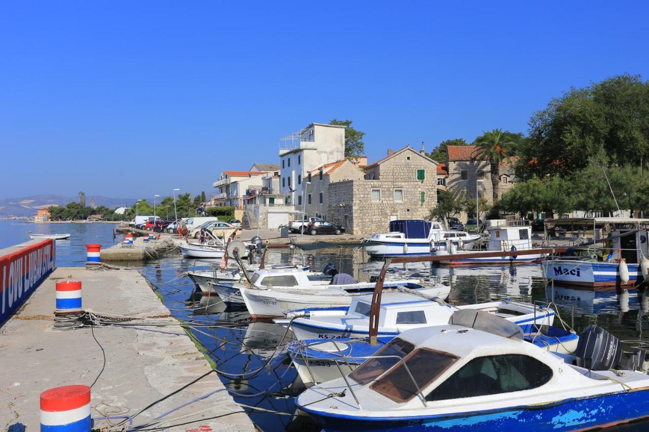 Apartments By The Sea Kastel Kambelovac, Kastela - 13349 Eksteriør billede